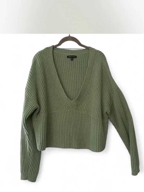 Preppy Minimalist Size M Olive Ribbed Cropped Sweater - Women - Picture 6 of 7
